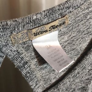 Plus size grey top